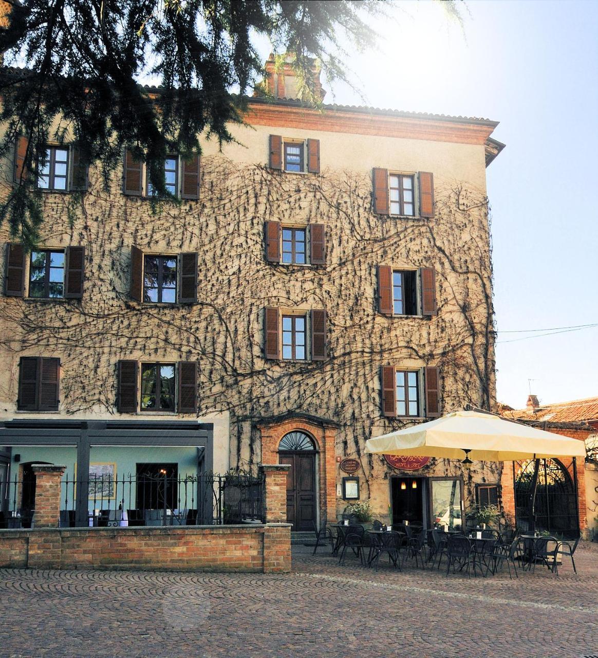 L'Aromatario Acomodação com café da manhã Neive Exterior foto